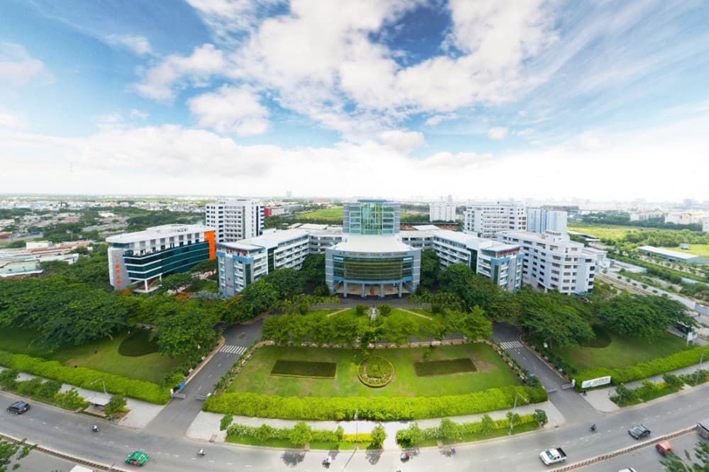جامعة تون دوك ثانغ (Ton Duc Thang University - TDTU)